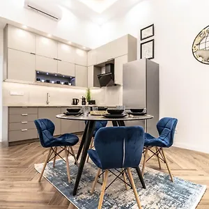 Apartament Assea Elegant With 2 Bedroom In Downtown