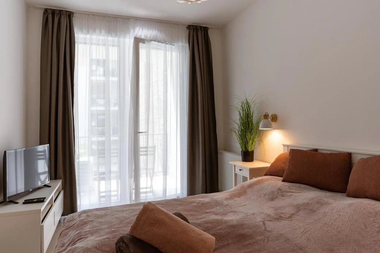 Modern & Newly Built Apartment With Private Garage 부다페스트
